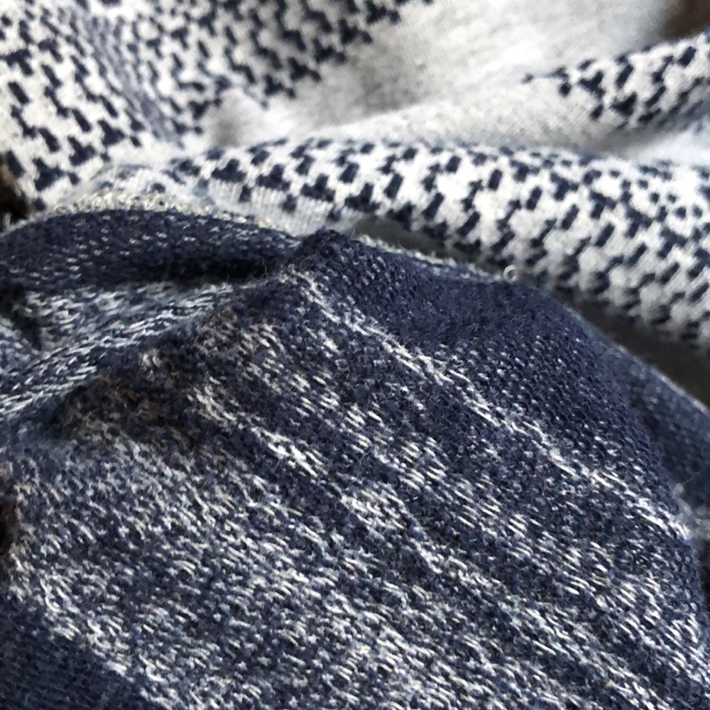 Mossimo pre-worn t-shirt - Picture 3 of 3